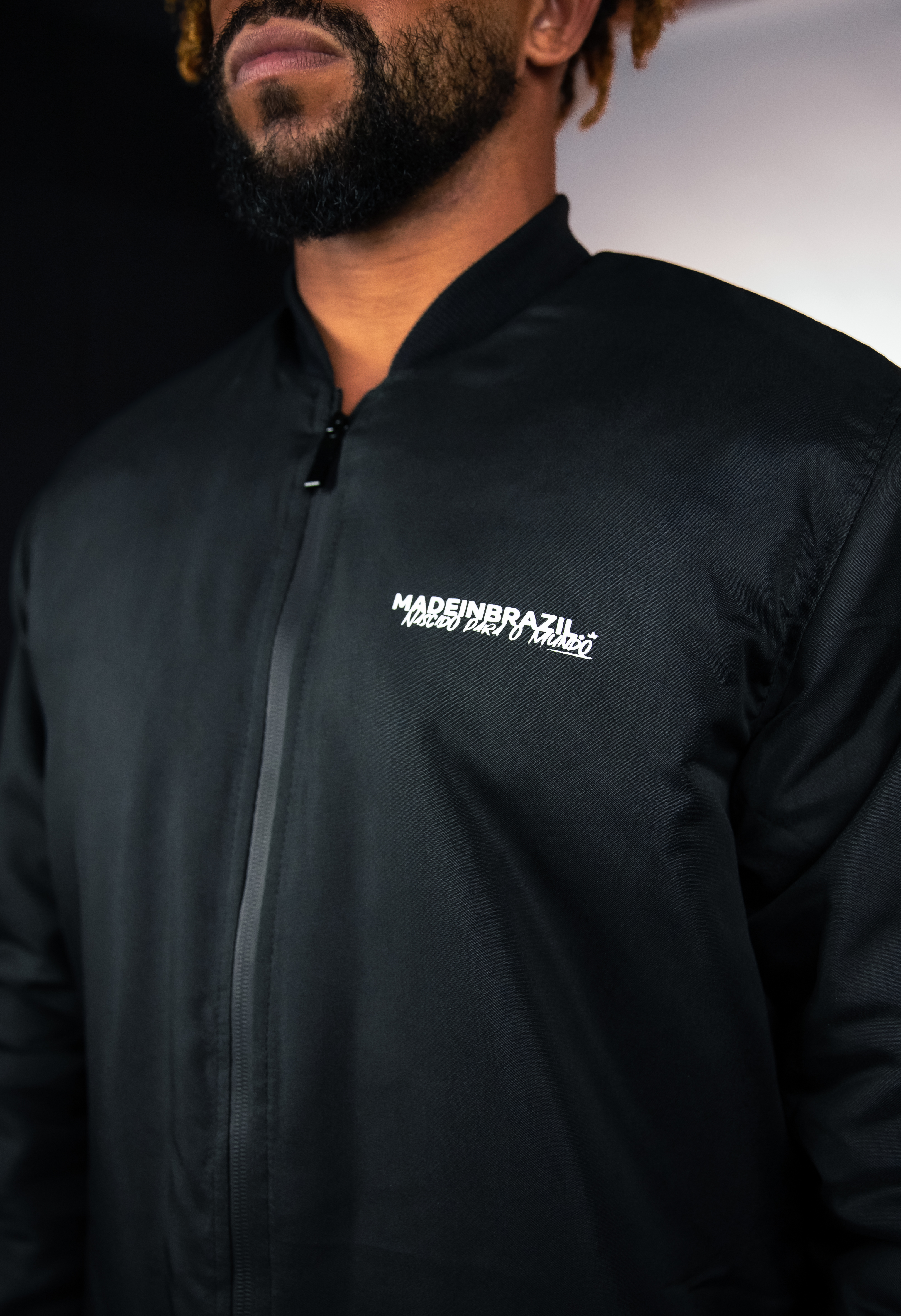 Jaqueta Nascidos Para o Mundo